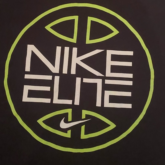 Nike Dri- fit Tee - Picture 2 of 3